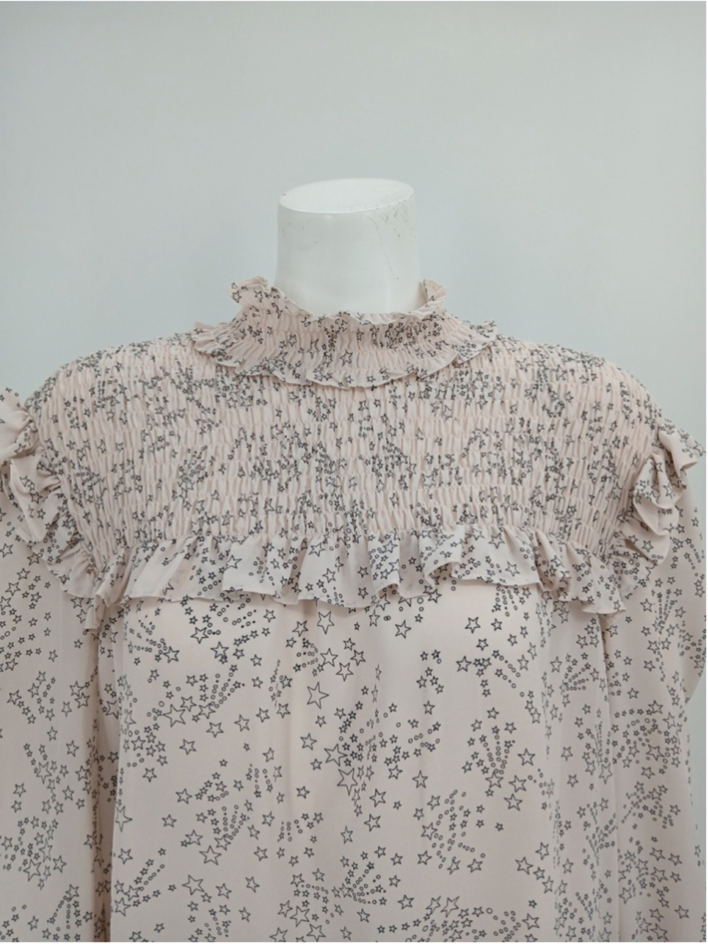 Rebecca Minkoff Sharon Star Print Mockneck Blouse Top Pale Pink Size XL Chiffon - Picture 2 of 16
